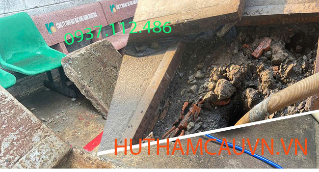 Những dấu hiệu cho thấy bạn cần hút hầm cầu ngay tại Hóc Môn