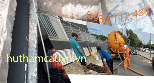 Nạo vét hố ga Tân Đông Hiệp